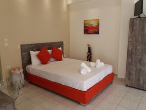 In-room safe, desk, soundproofing, iron/ironing board