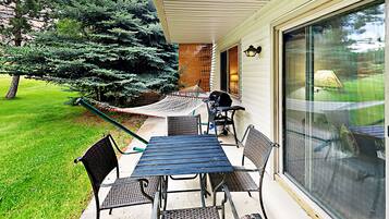 Condo, 3 quartos | Sacada