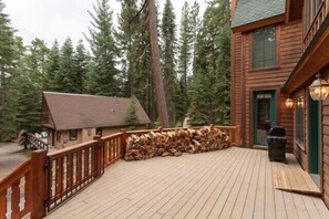 House, 6 Bedrooms | View from room