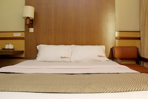 Chambre Double | Bureau, rideaux occultants, Wi-Fi gratuit