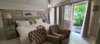 Waterhouse Guest Lodges 236/230 Bourke Street