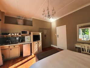 Fridge, microwave, coffee/tea maker