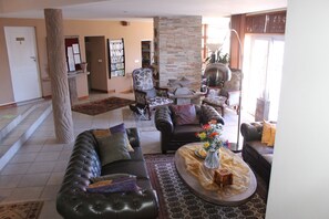 Executive lounge - Kumbaya House (Cape Town)