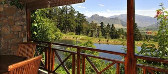 MontMartre Chalets and Guest House