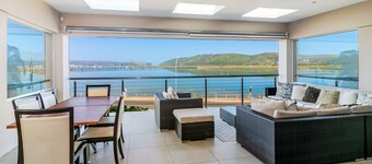 Phoenix Lodge and Waterside Accommodation