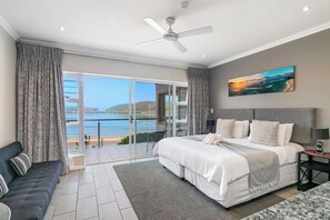 Luxury Room, Balcony (King bed or Twin beds)