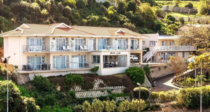 Phoenix Lodge and Waterside Accommodation