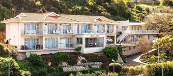 Phoenix Lodge and Waterside Accommodation