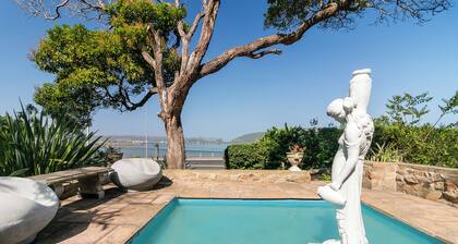 Phoenix Lodge and Waterside Accommodation