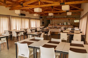 Desayuno buffet incluido todos los días
