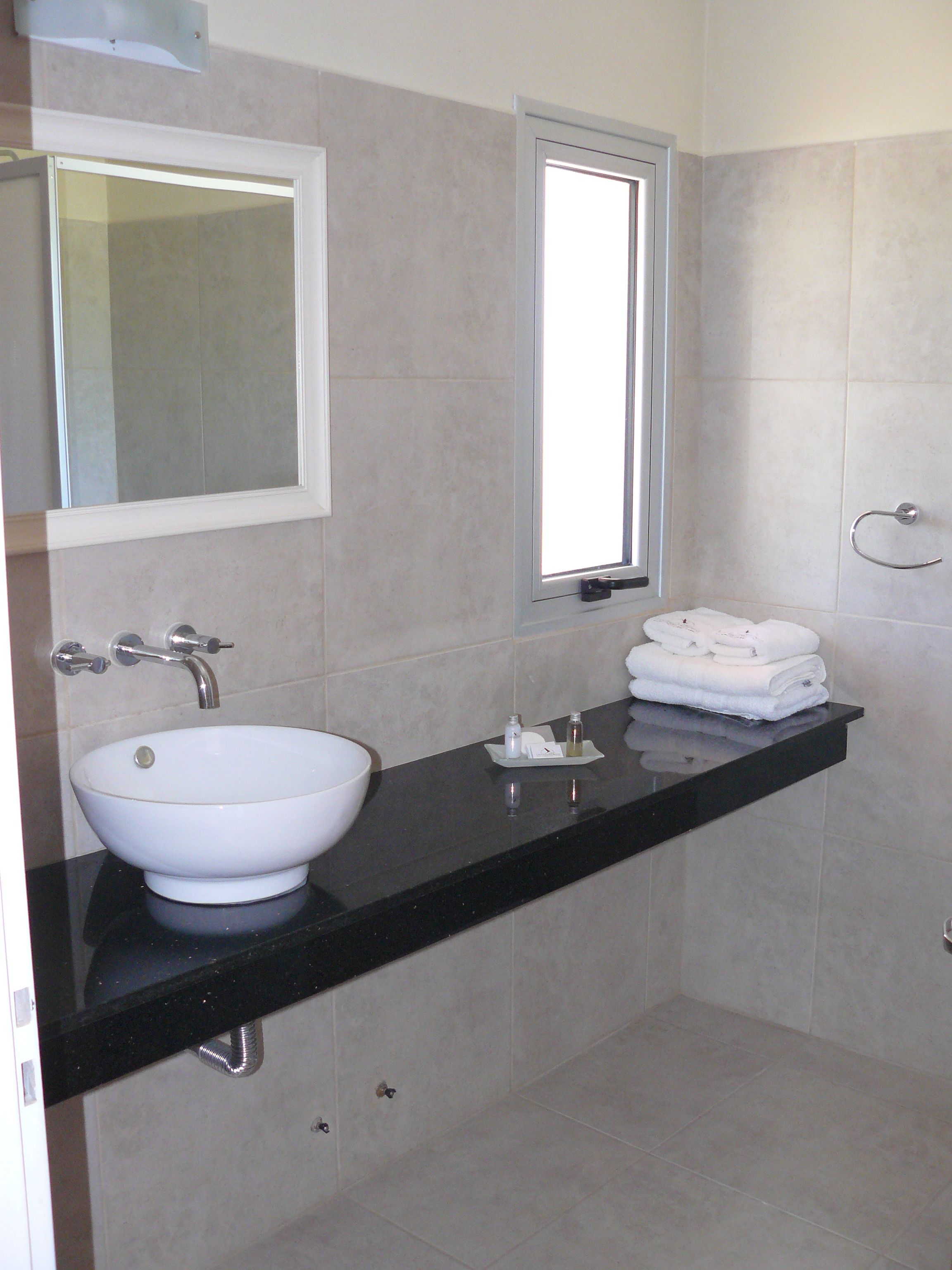 double room | bathroom sink