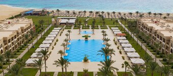 JAZ Oriental, Almaza Bay