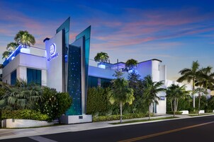 Front of property - evening/night