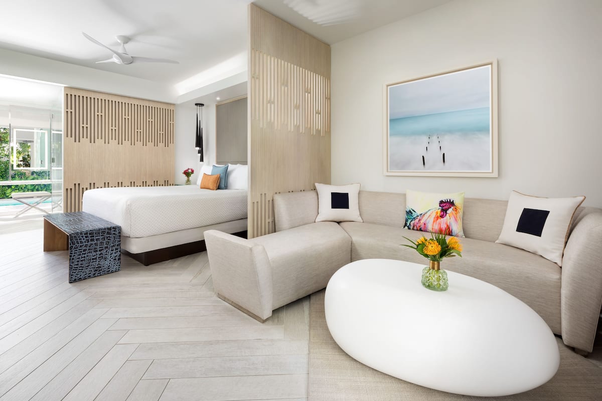 1 bedroom, premium bedding, pillow-top beds, minibar
