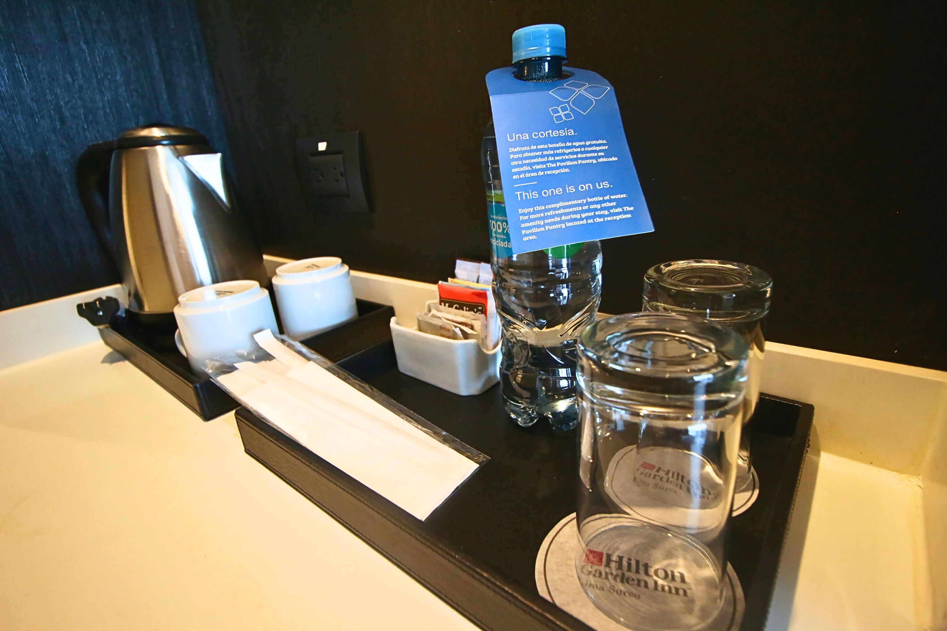 room, 1 king bed, non smoking | minibar, in-room safe, desk, blackout curtains