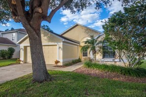 House, 3 Bedrooms | Exterior