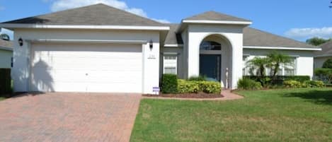 House, 3 Bedrooms | Exterior