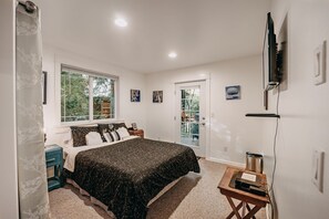 Cabin, 3 Bedrooms | 2 bedrooms, free WiFi