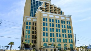 Unclassified image, 2 of 38, button - Phoenix West II Unit 2314 (Orange Beach)