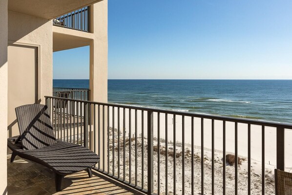 コンドミニアム キングベッド 1 台ソファーベッド付き (Phoenix X Unit 705) | 施設の敷地