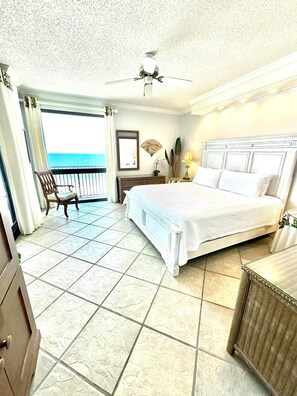 Apartment, Mehrere Betten (Romar House Unit 704A) | 3 Schlafzimmer