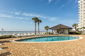 Appart'hôtel, plusieurs lits (Windward Pointe 102) | Piscine | Piscine extérieure