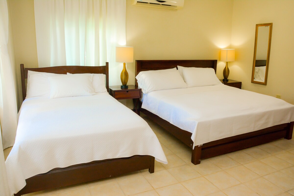 Premium bedding, iron/ironing board, free WiFi, bed sheets