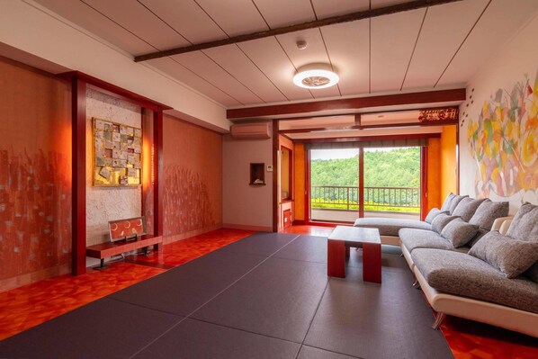 In-room safe, desk, laptop workspace, blackout curtains