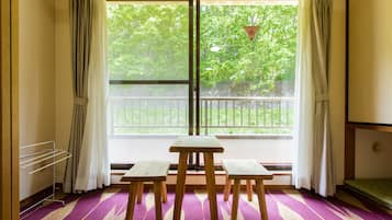 In-room safe, desk, laptop workspace, blackout drapes