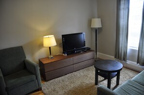 Appartement Classique, 3 chambres | Salle de séjour