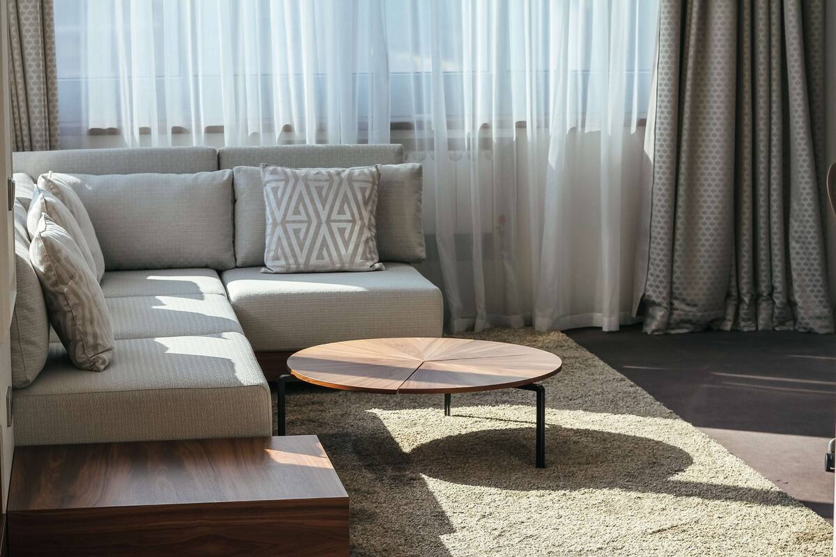 Suite, 1 kamar tidur | Pemandangan dari kamar