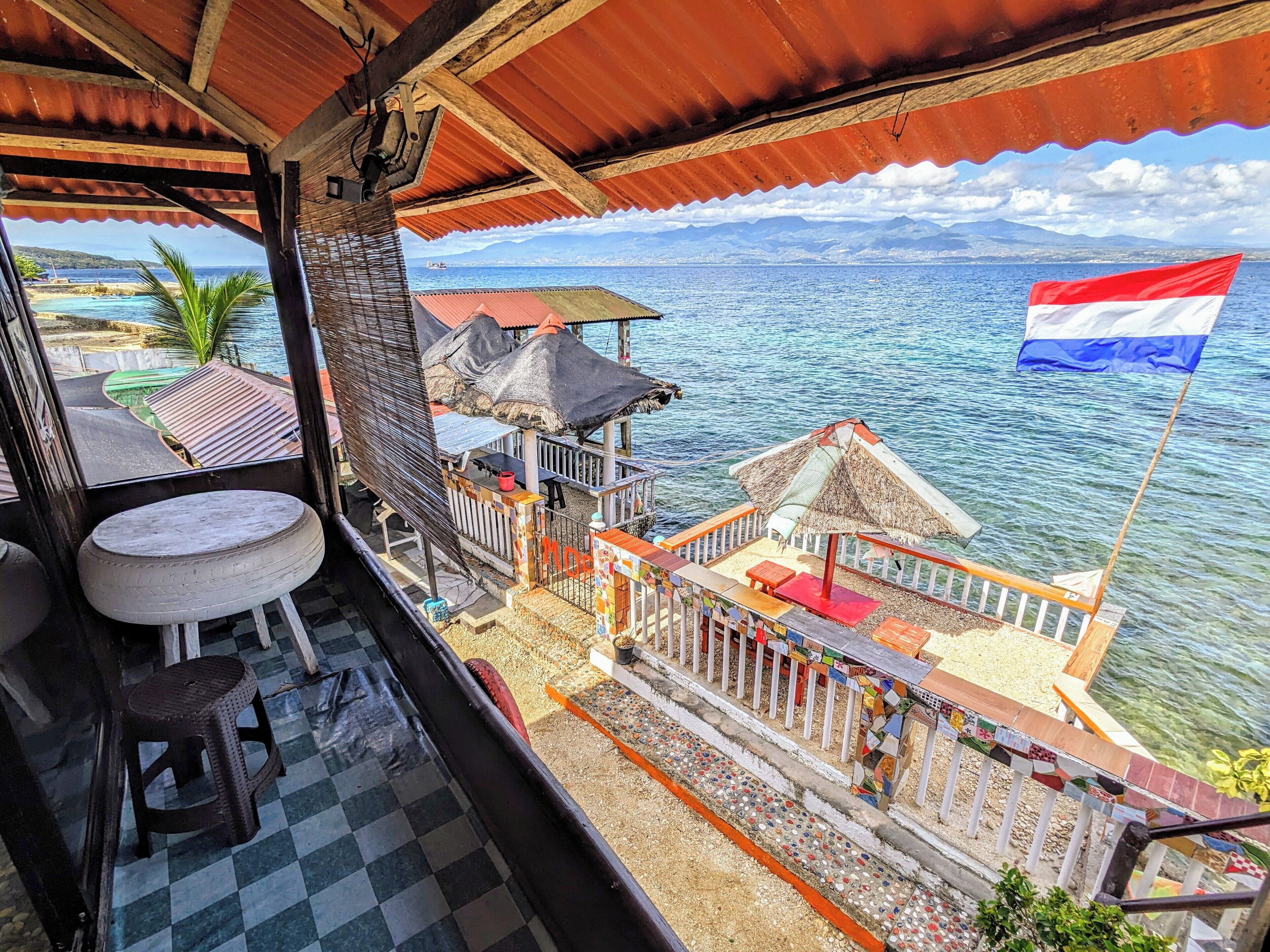 Romantic Cabin, 1 Bedroom, Beach View, Oceanfront | Living area