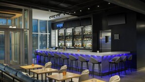 Bar (on property) - Aloft by Marriott Wichita (Wichita)
