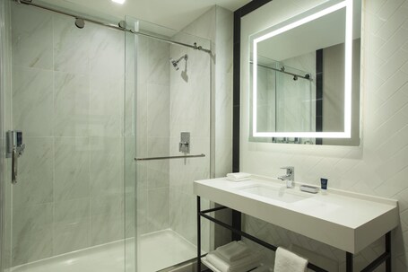 Four Points By Sheraton Manhattan Midtown West - Image 11