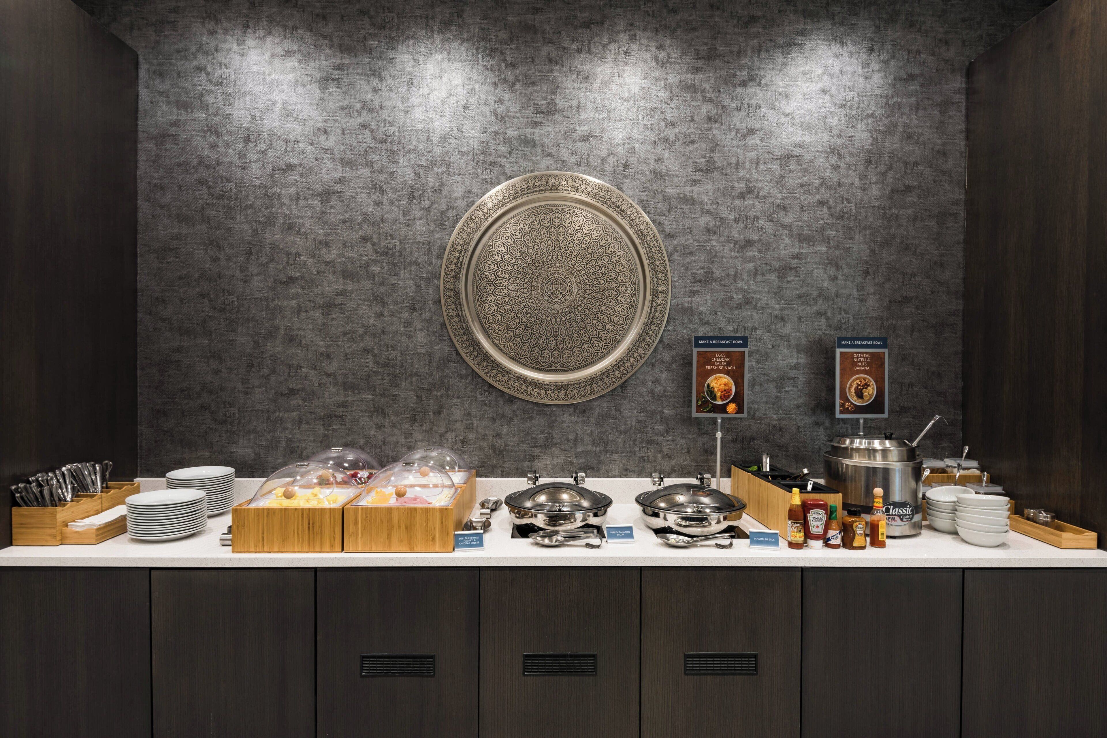 free daily continental breakfast