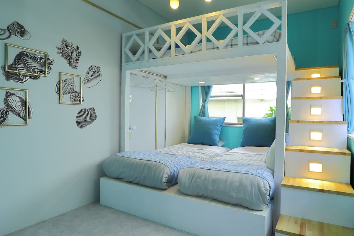 Blackout curtains, soundproofing, iron/ironing board, free WiFi