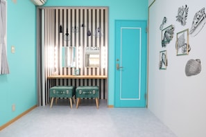 Phòng 4, chỉ dành cho nữ, phòng tắm dùng chung (ANNEX) | Màn/rèm cản sáng, phòng cách âm, bàn ủi/dụng cụ ủi quần áo 