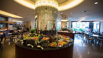Tägliches Frühstücksbuffet (420 TWD pro Person)
