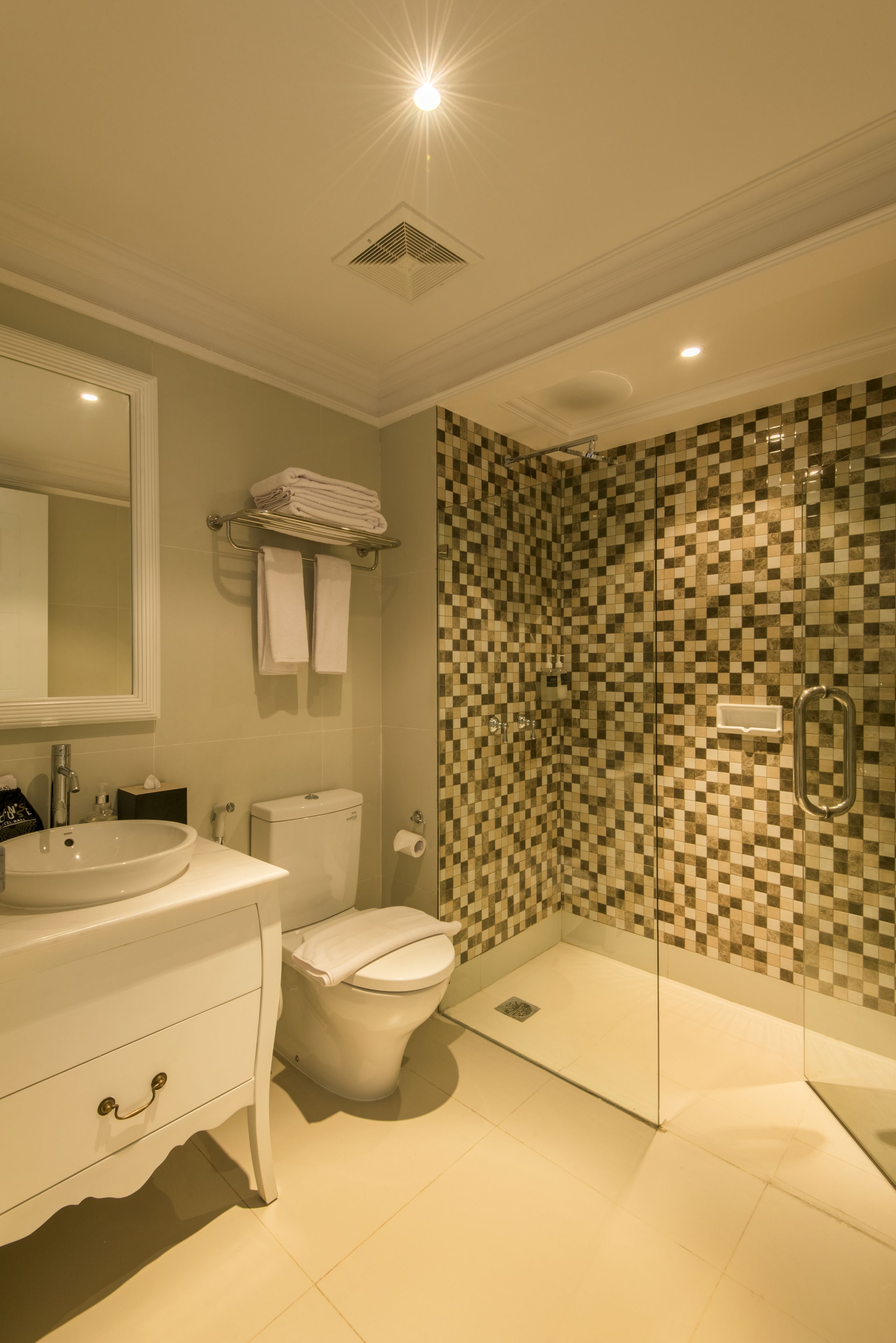 free toiletries, hair dryer, towels