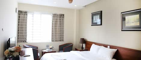 Deluxe Room | 1 bedroom, premium bedding, pillowtop beds, individually decorated