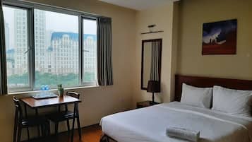 Deluxe Room | 1 bedroom, premium bedding, pillow-top beds, individually decorated