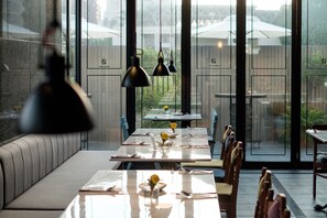 Food court - Chez Nous Hotel Taipei (Taipei)