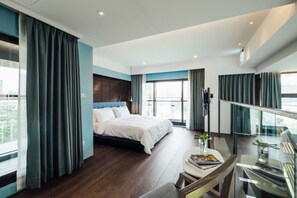 Grand-Penthouse, 1 Schlafzimmer | Minibar, Zimmersafe, Schreibtisch, schallisolierte Zimmer