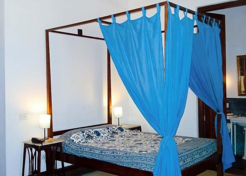 The Bungalow on the Beach-17th Century, Tranquebar by null