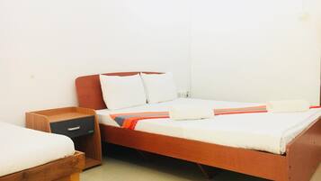 Bureau, lits pliants/supplémentaires, Wi-Fi gratuit