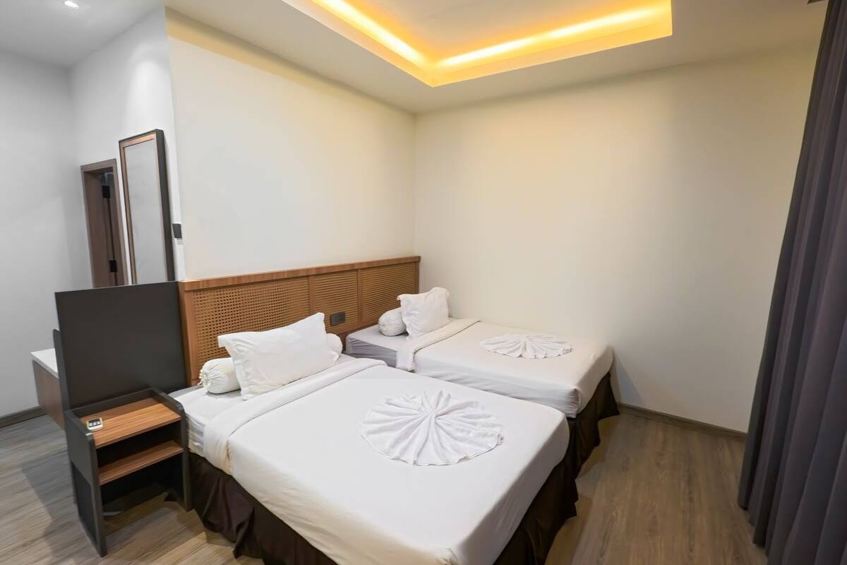Sea View Room | Desk, free WiFi, bed sheets