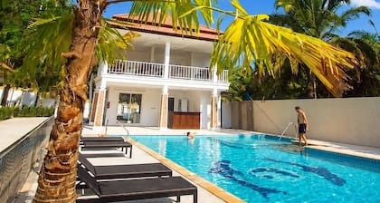 Lux Family Villas