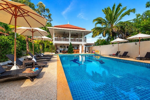 Lux Family Villas
