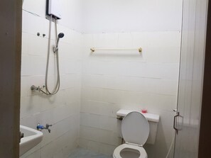 Double Room with Air-con | Free WiFi - Ann Hostel (Chiang Rai)