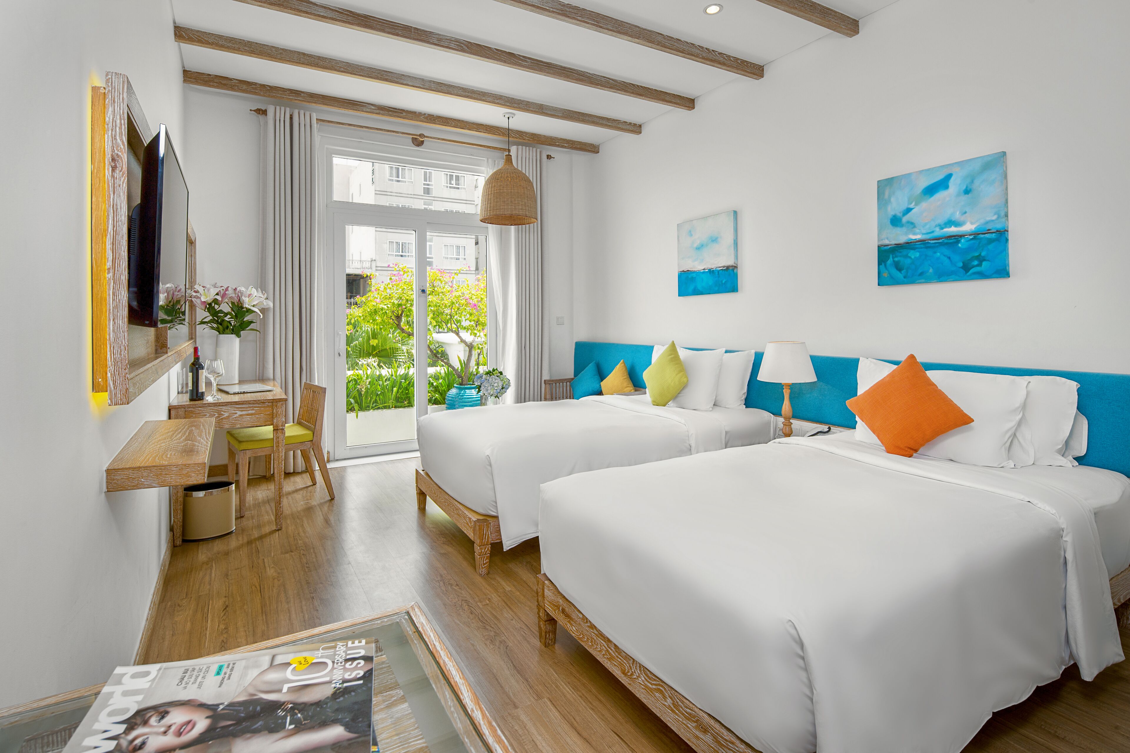 deluxe twin room, balcony, city view | 1 bedroom, premium bedding, minibar, in-room safe